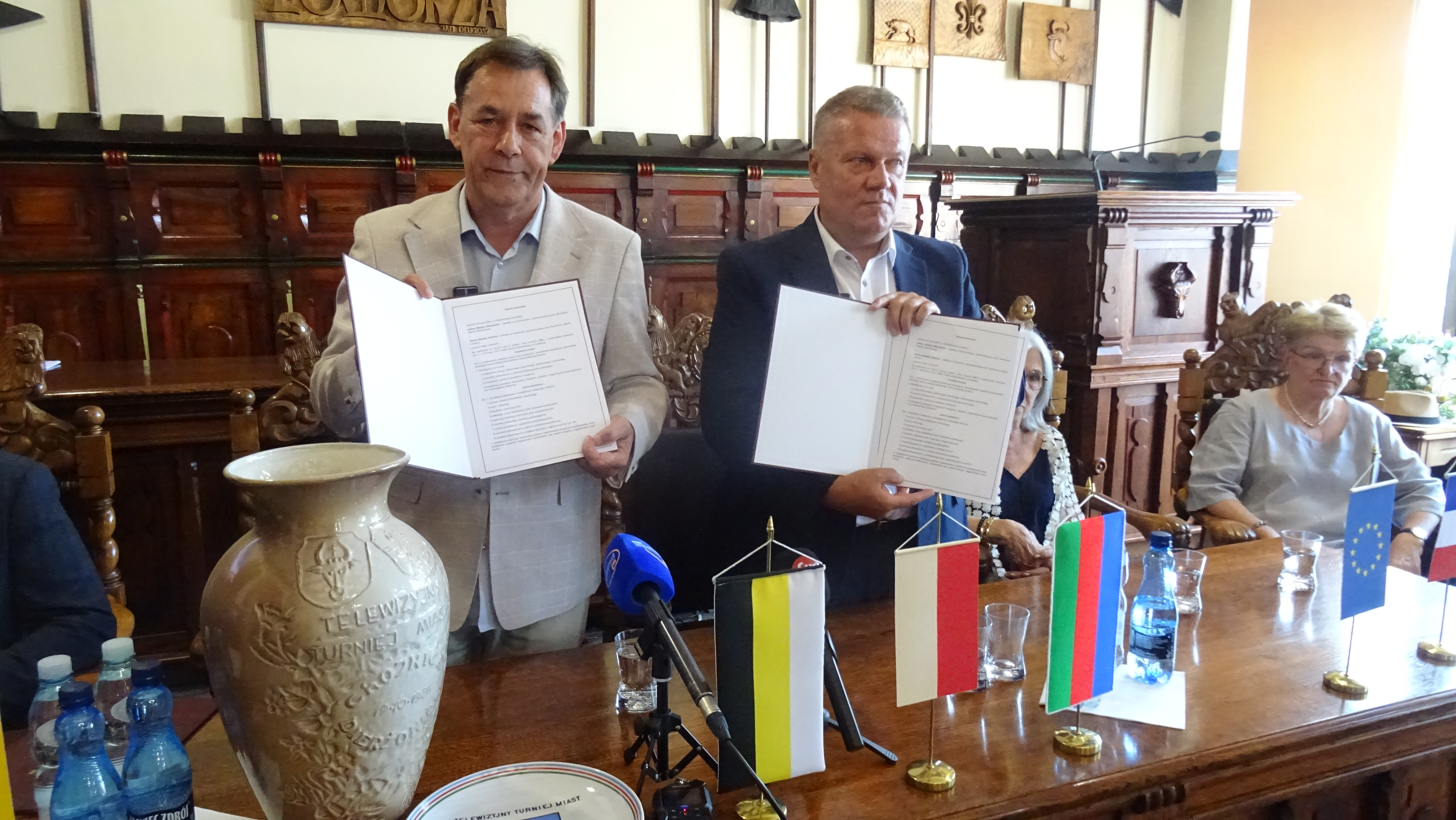 Podpisanie w ratuszu umowy o partnerstwie Chojnic i Dzierżoniowa